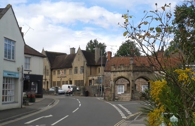 accommodation near Cheddar Village