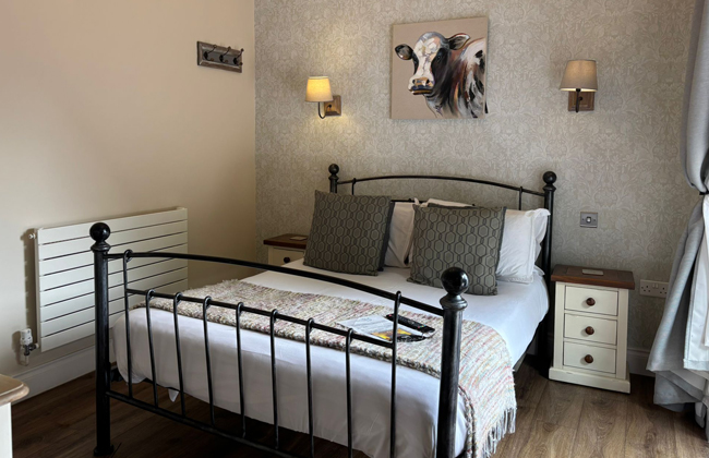 Bristol Airport Bed & Breakfast