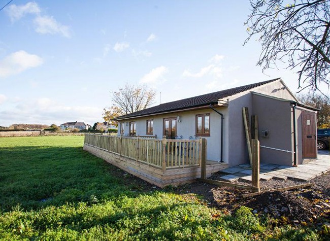 Self-catering apartment near bristol airport